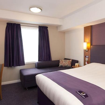 Premier Inn Hatfield Exterior foto