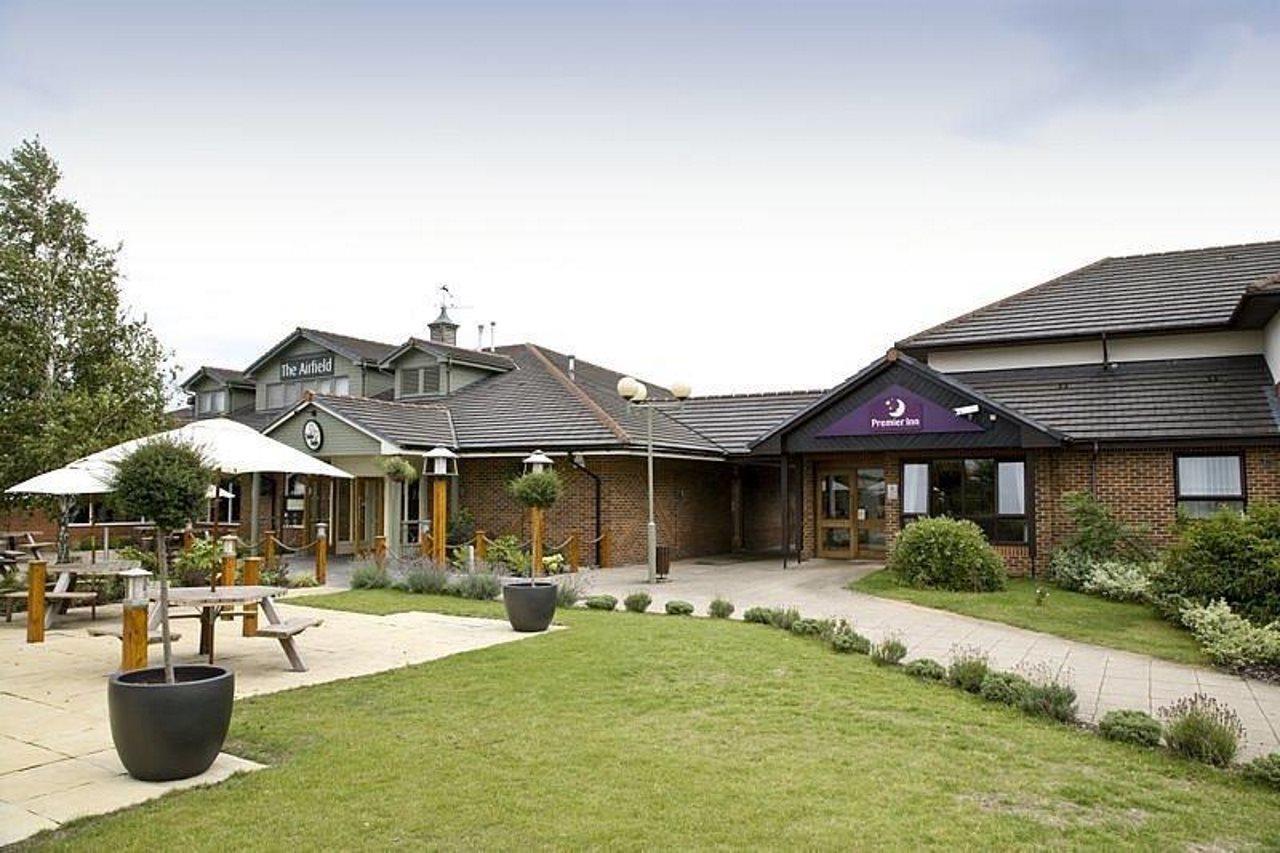 Premier Inn Hatfield Exterior foto