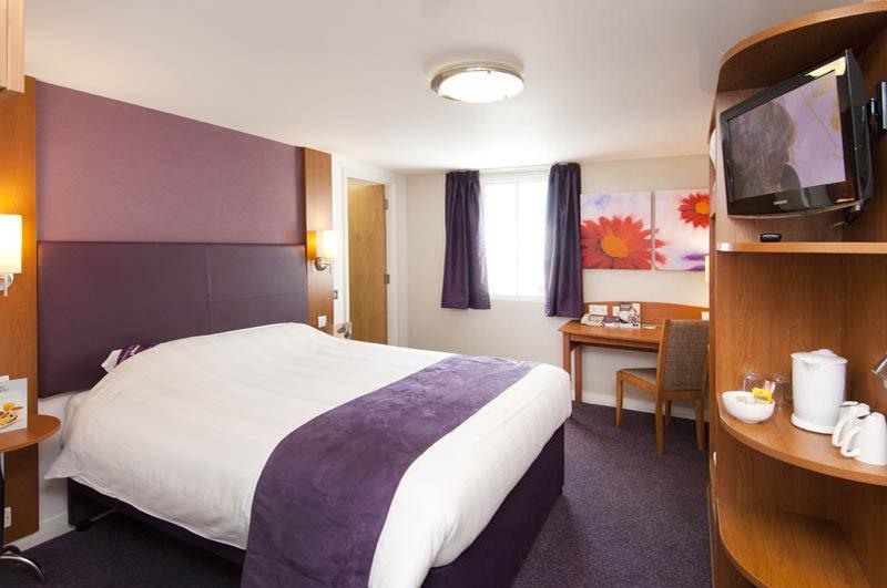Premier Inn Hatfield Exterior foto
